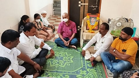 MPSC | राज्यमंत्री भरणे यांची स्वप्नील लोणकर कुंटुबियांस १ लाखाची मदत