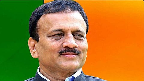 Girish mahajan