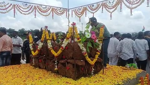 जवान निलेश सोनवणे अनंतात विलीन; मुळगावी अंत्यसंस्कार