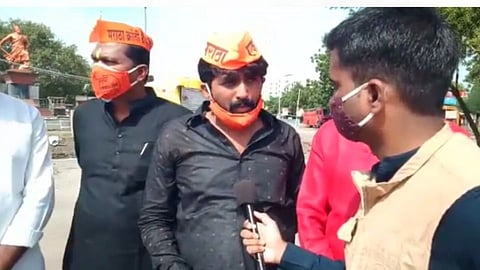 आंदोलन मोडीत काढण्यासाठी मराठा बांधवांचे फोन टॅपिंग सुरु