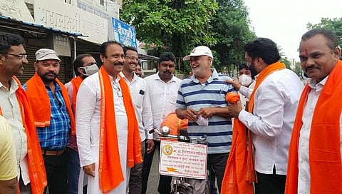 संजय राठोडांची मंडळात पुन्हा वर्णी लागण्यासाठी थेट बाळासाहेब ठाकरेंनाच साकडं