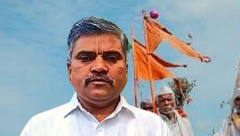 विलासबाबा जवळ