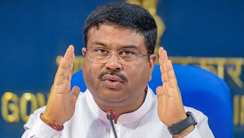 देशात 24 बोगस विद्यापीठे; यूपीत 8 तर महाराष्ट्रातील एका विद्यापीठाचा समावेश