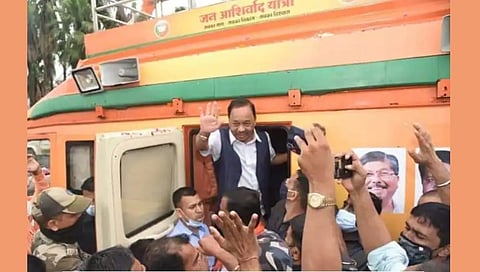 नारायण राणे यांच्या जन आशिर्वाद यात्रेप्रकरणी मुंबईत अनेक ठिकाणी गुन्हे दाखल