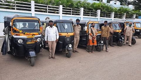राज्य सरकारची मदत रिक्षाचालकांपर्यंत पोहचलीच नाही !