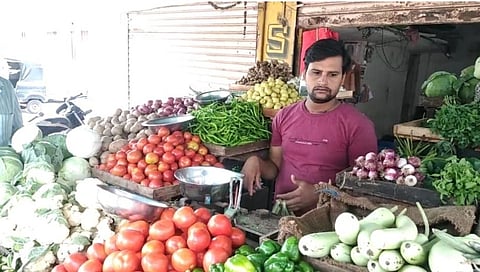 परभणीत अतिवृष्टीमुळे पिकांचे नुकसान होऊन किंमती वाढल्या, नागरिक हैराण