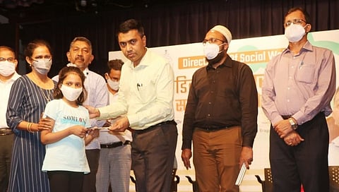 कोरोनाने मृत्यू पावलेल्या व्यक्तींच्या नातेवाईकांना दोन लाख रुपये
