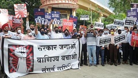 नागपूरात निर्बंध कडक करण्यावर व्यापारी संतप्त; आंदोलनाचा इशारा