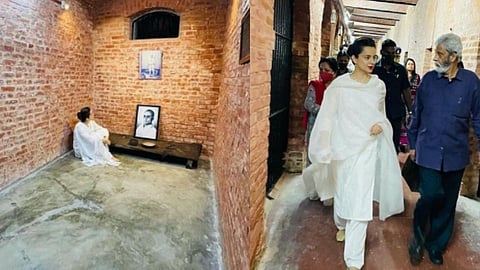 कंगना पोहचली सेल्युलर जेलमध्ये, सावरकरांच्या फोटोला केलं अभिवादन