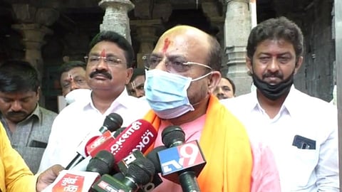 चंद्रकांतदादांनी संयम राखला असता तर...! गुलाबराव पाटलांचा पलटवार
