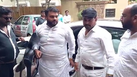50 गाड्यांचा ताफा घेऊन छोटा राजनचा पुतण्या नाशकात; सुहास कांदे धमकी प्रकरण