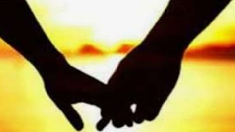अल्पवयीन प्रेमीयुगलाची आत्महत्या; तासाभराच्या अंतराने केले विष प्राशन