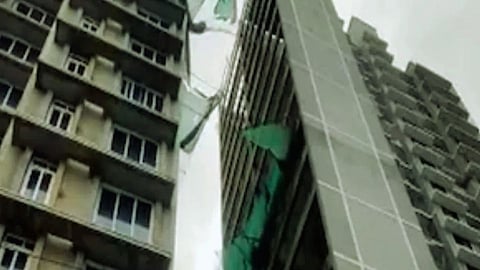 Mumbai : लिफ्टच्या दारातून कोसळून चिमुकलीचा दुर्दैवी अंत