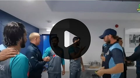 #SpiritofCricket: पाकिस्तानी खेळाडू नामिबियाच्या ड्रेसिंग रुममध्ये; पाहा Video