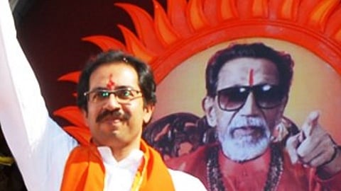 #कौलमहाराष्ट्राचा....उद्धव ठाकरेंच्या पाठीवर थाप!