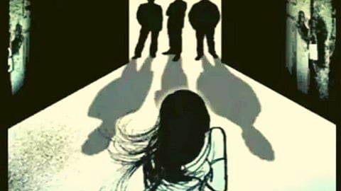 खळबळजनक! केरळमध्ये मॉडेलवर सामूहिक बलात्कार