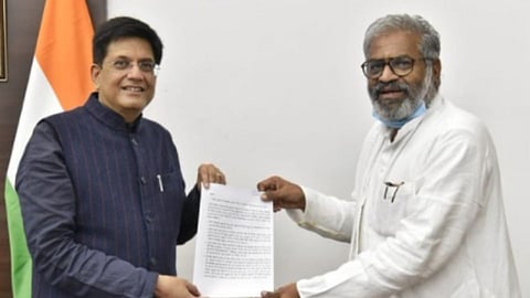 सोयाबीन उत्पादकांसाठी चांगली बातमी; केंद्राचा सोया पेंड आयतीचा विचार नाही