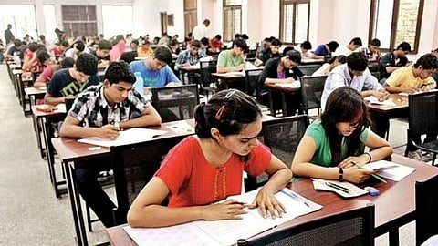 Breaking : TET परीक्षेतील अनियमिततेच्या चौकशीसाठी अपर मुख्य सचिवांच्या अध्यक्षतेखाली समिती