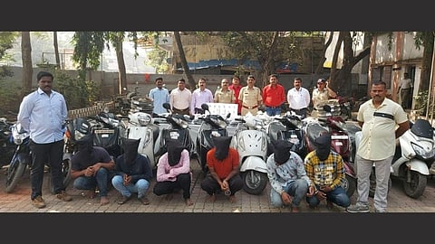 बायकोसाठी चोरी करणारा चोरटा गजाआड ! 45 दुचाकी सह आठ लाखाचा मुद्देमाल जप्त