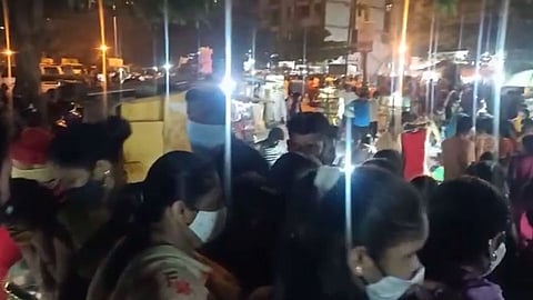 वसई विरार महापालिकेच्या नियमांना दुजोरा; सर्रास बाजारपेठ चालू!