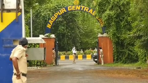 Nagpur : कुख्यात गुंड शोएब सलीम खानकडून कारागृह अधिकाऱ्यावर प्राणघातक हल्ला!