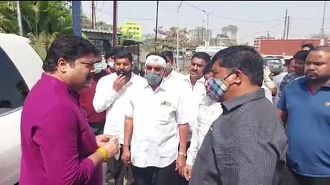 Mumbai: अखेर 'त्या' शिवसेनेच्या माजी नगरसेवकासह इतरांवर गुन्हा दाखल
