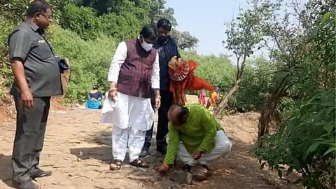 mla bharat gogoavale at raigad fort