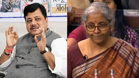 ten out of ten marks given to budget by pravin darekar