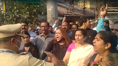 congress protests near alka talkies chowk pm modi visits pune today