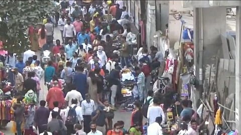 Dombivli and Diva railway station covered by peddler ; BJP and MNS warning of agitation