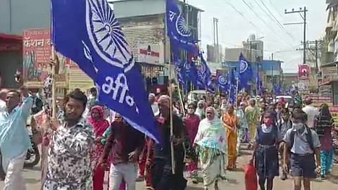 morcha in dheu road