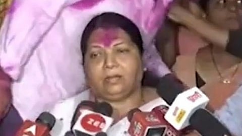 jayshree jadhav: जयश्री जाधव झाल्या भावुक