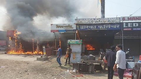 fire broke out near kharadi jakat naka