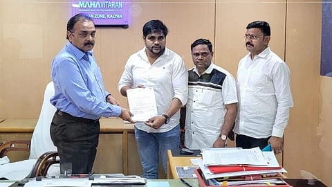 Kalyan: शिवसेनेच्या शिष्टमंडळाने घेतली महावितरणच्या अधिकाऱ्यांची भेट