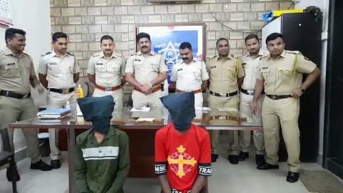 borivali grp arrested two youth from dharavi.