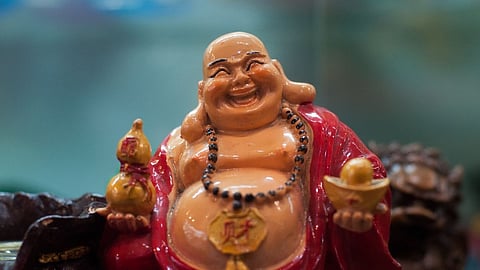 Vastu tips, pros and cons of laughing buddha