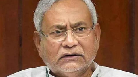 Bihar CM Nitish Kumar helicopter emergency landing Latest Update