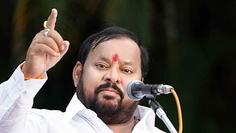 Shahaji Bapu Patil, Nana Patole, Sangola,