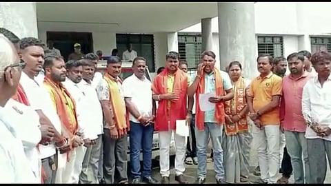 satara, shivsena, vaduj, farmers, rain, maharashtra government, cm eknath shinde