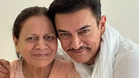 Amir Khan And Mother