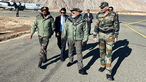 PM Modi Diwali With Army