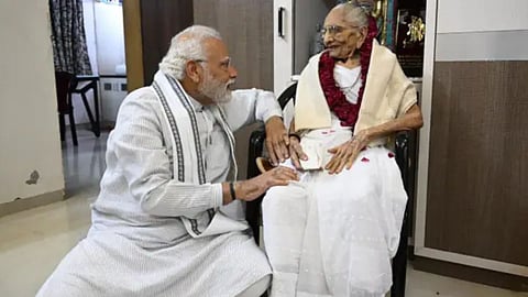 PM Narendra Modis Mother Heeraben Modi Passed Away