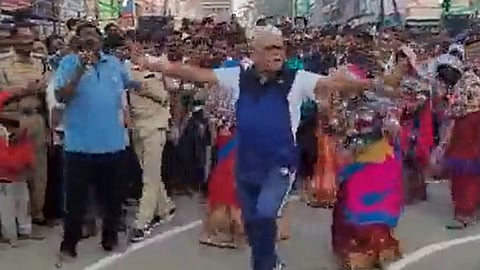 Viral Dance Video