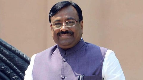 Sudhir Mungantiwar on PM Krishi Bima Yojana
