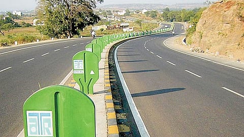 Pune Nashik Highway Accident