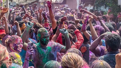sangli, miraj, holi celebration 2023, holi 2023