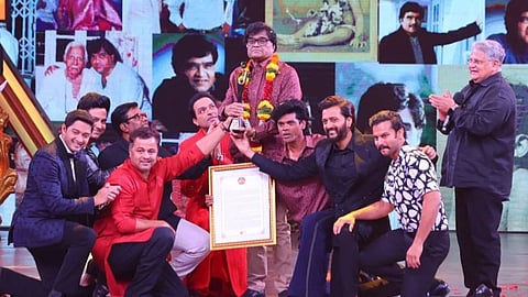 Ashok Saraf Jeevan Gaurav Award Special Post Nivedita Saraf