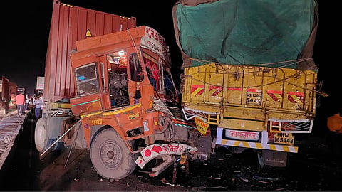 Ahmednagar-Pune Highway Accident