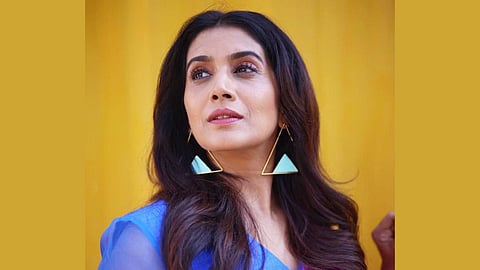 Sonali Kulkarni Share her opinion gender equality