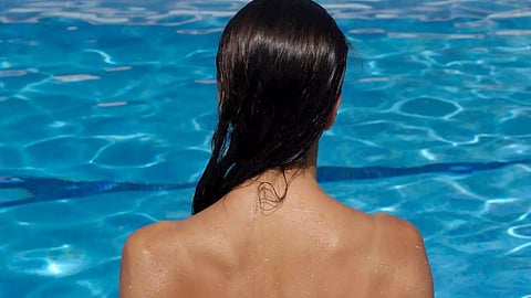 Berlin allows women to swim topless in swimming pools